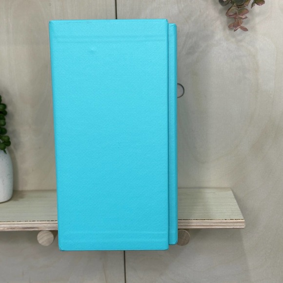 TIFFANY & COMPANY 8.5" Square Gift Box with Tissue and Protective Sleeve - Picture 3 of 10